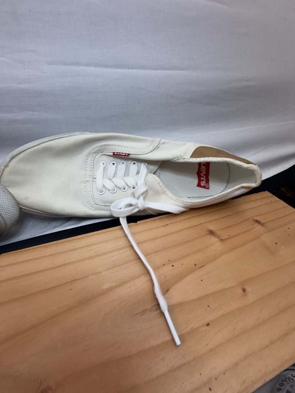 Levis Rob CT Canvas Sneakers Size 10.5 White Low Top